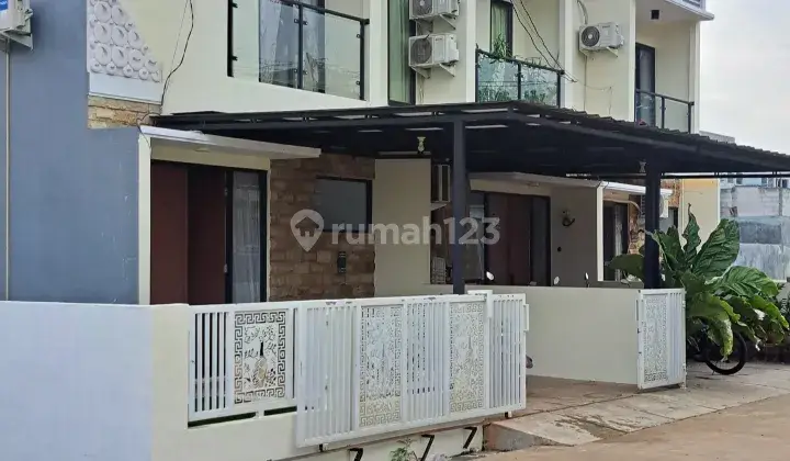 Rumah Lantai 2 Estetik Bali Strategis Dekat Kota Bekasi 