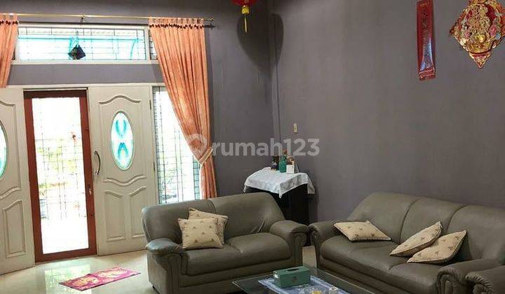 Rumah Daerah Inti Kota Komplek Sarimas Putri Hijau 2