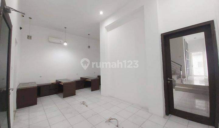 Ruko Gandeng 4 Bagus untuk Kantor di Jalan Sidorukun 7