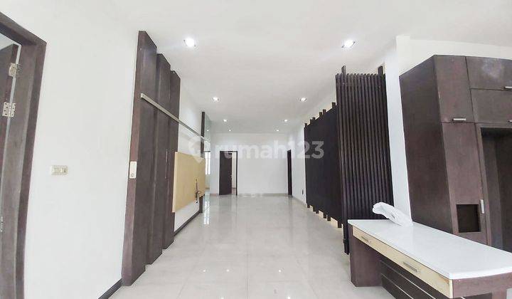 Ruko Gandeng 4 Bagus untuk Kantor di Jalan Sidorukun 10