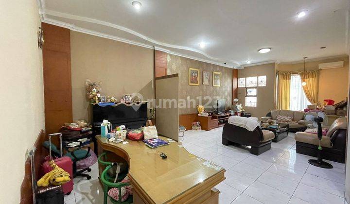 Villa Lebar 10 meter di komplek Villa Makmur Indah 2