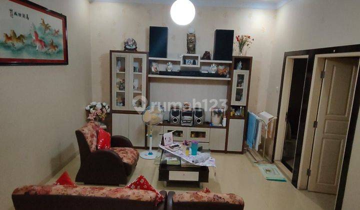 Villa Lebar 8 Komplek Cemara Asri Jalan Bunga 1