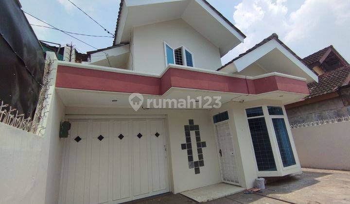 Rumah terawat siap huni di taman Rahayu bandung Rumah 1