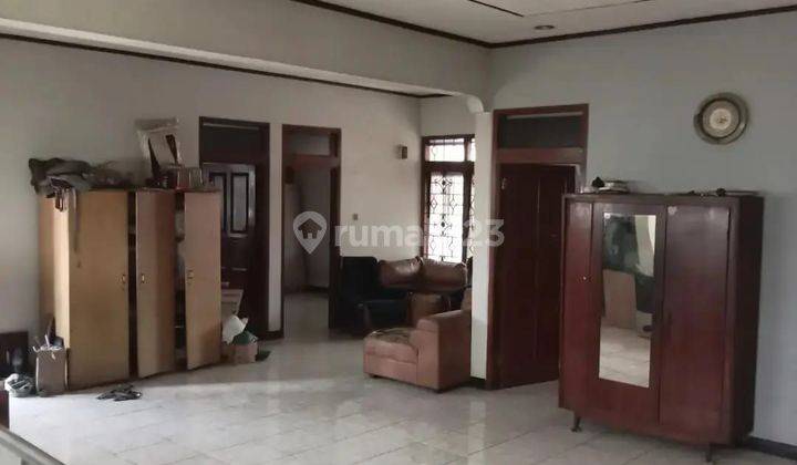 Rumah dua Lantai terawat di sayap jalan terusan pasirkoja bandung  2