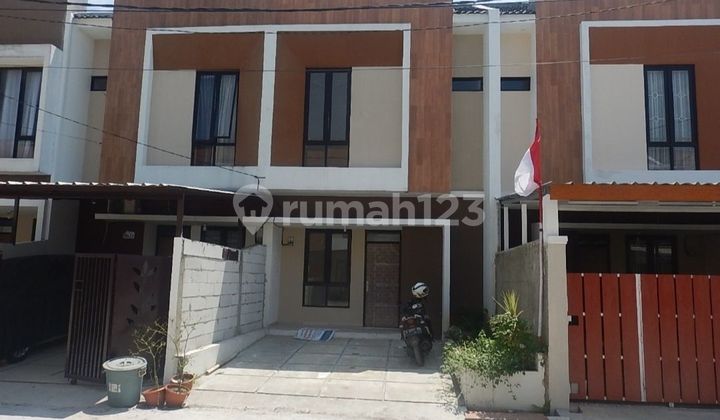 Rumah Bagus Siap Huni di Komplek G Land Ciwastra Buah Batu Bandung