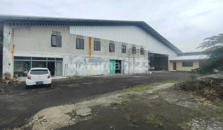 Good, Spacious Warehouse in the Cibaligo Industrial Area, South Cimahi Good, Spacious Warehouse in the Cibaligo Industrial Area, South Cimahi