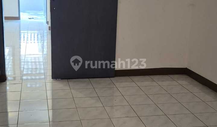 Well-Maintained Ready-to-Occupy House in Ciateul Wing, Bandung 2