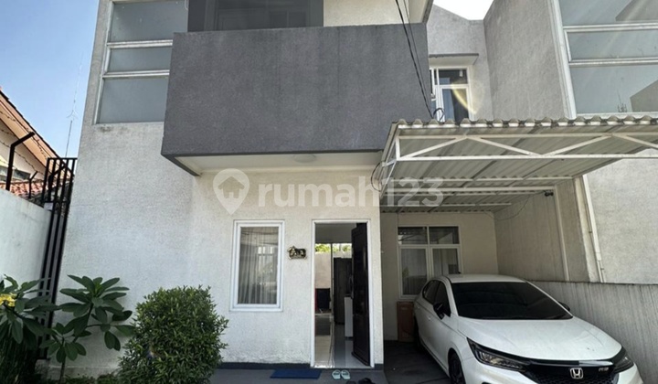 Nice House Ready to Live In, in the Kopo Permai Cluster, Bandung.