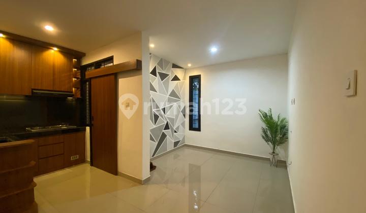 Rumah 2 Unit Bagus Di Mainroad Kolonel Masturi Cimahi Utara 2