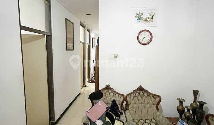 Rumah Klasik Terawat di Guntursari Buah Batu Bandung 2