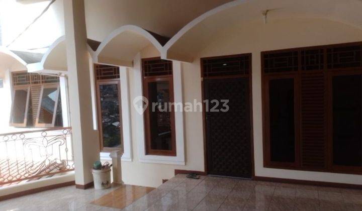 Rumah Kos Banyak Kamar di Sayap Jalan Ciumbuleuit Bandung  1