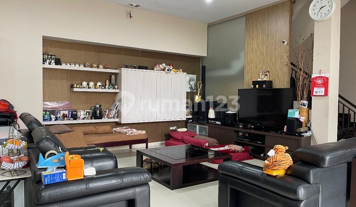 Rumah Luas Lokasi Sejuk Disetiabudi Regensybandung