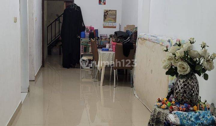 Rumah 2 Lantai 4 Kamar Shm Di Ciledug 