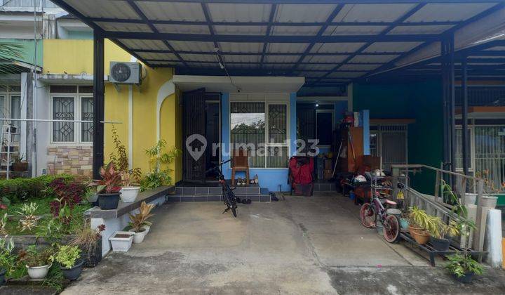 Rumah Indah 2 kamar fasilitas Swimming Pool di Padang  2
