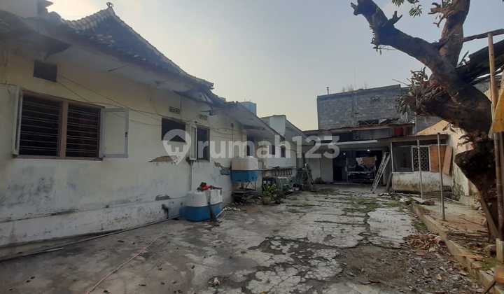 Spacious House in the City Center, Affordable 2