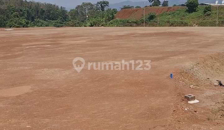 Leased Land for Hospitals Within the International Industrial Area