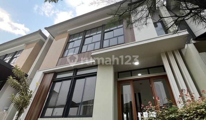 2-Story House in Kota Wisata Cibubur, Brand New, Ready to Occupy 2