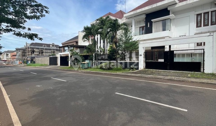 Rumah Gandeng Depan Boulevard Kota Wisata Cibubur 2