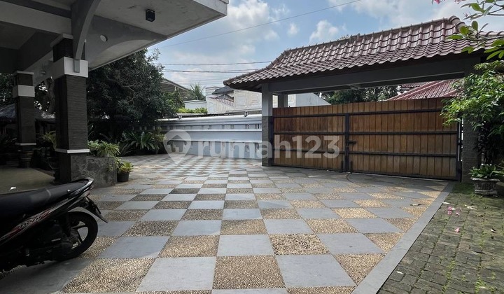 1-Story House in Cibubur with Swimming Pool, Strategic Location 2