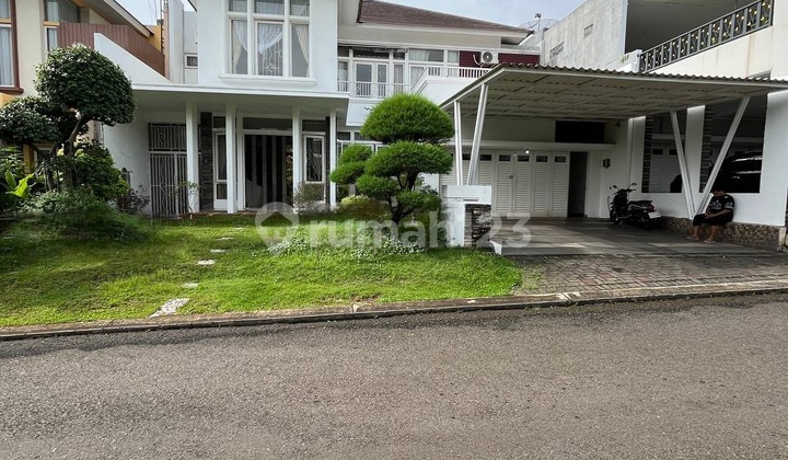 2-Storey House in Front of the City Park, Kota Wisata Cibubur 2