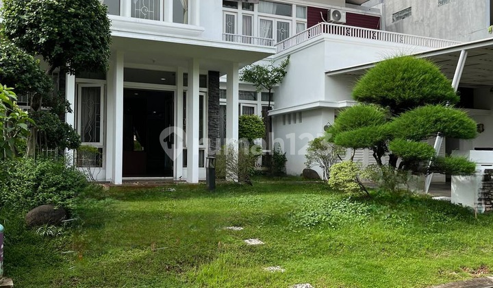 Rumah 2 Lantai Depan Taman Kota Wisata Cibubur