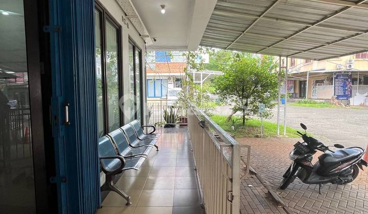 Ruko 2 Lantai Pakai Legenda Wisata Cibubur Kondisi Rapih 