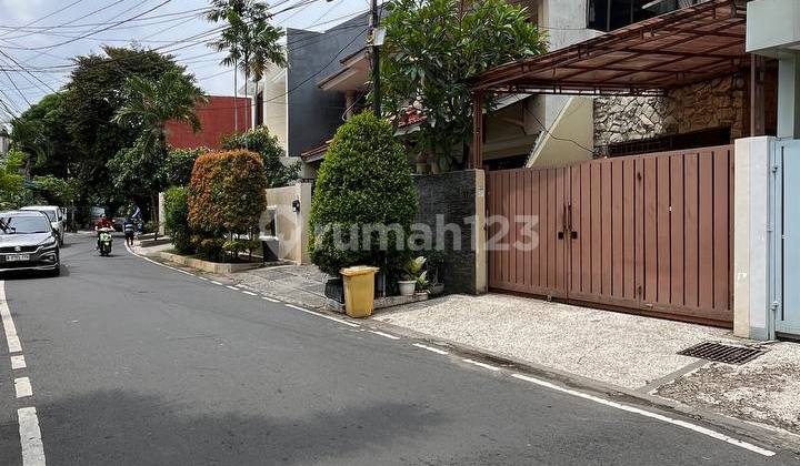 Rumah 2 Lantai Cempaka Putih Tengah Jakarta Pusat 2