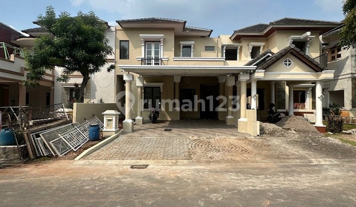 Rumah 2 Lantai Baru Renovasi Total Siap Huni