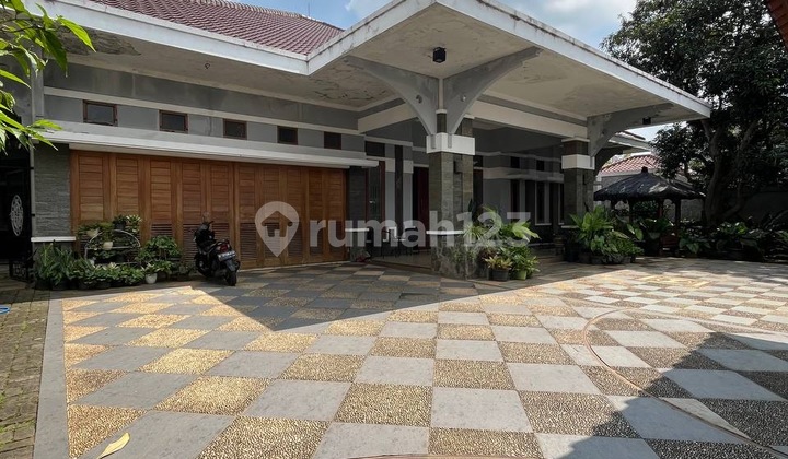 Rumah 1 Lantai Cibubur Ada Kolam Renang Lokasi Strtaegis Rumah 1 Lantai Cibubur Ada Kolam Renang Lokasi Strtaegis