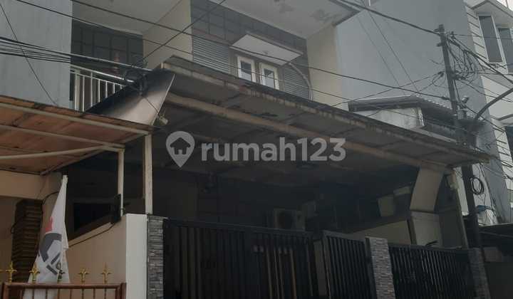 Jual Cepat! Rumah Bagus di Duri Kepa, Jeruk Manis Lingkungan Nyaman SHM Siap Huni. Hubungi Kami untuk Nego Sampai Deal!!!