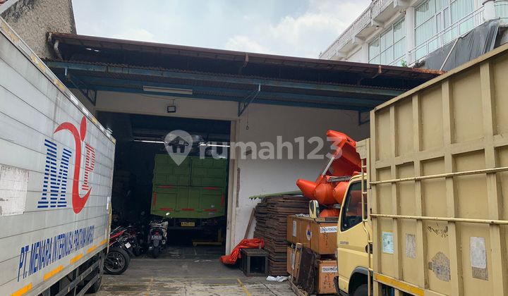 Warehouse for Sale in South Jakarta, Sure to Succeed! SHM, Strategic Location Warehouse for Sale in South Jakarta, Sure to Succeed! SHM, Strategic Location