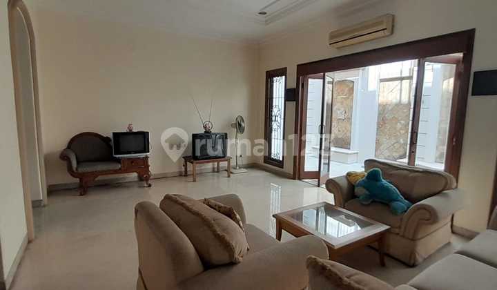 Disewakan Rumah Bagus Green Garden Blok X Lokasi Nyaman untuk Dihuni! (Bisa Nego)