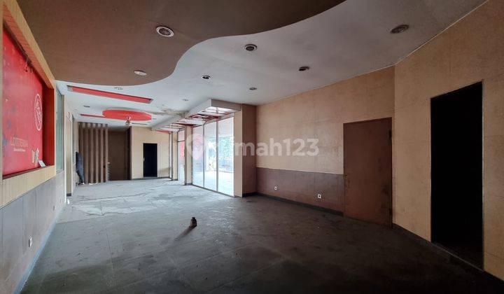 Disewakan Ruang Usaha Tebet SHM Dua Lantai 10