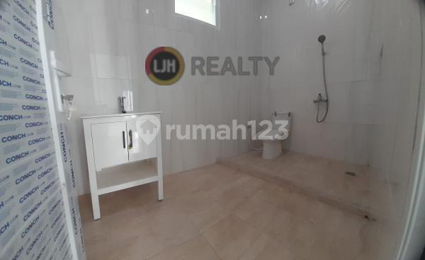 Rumah Minimalis Cantik di Janur Kuning Kelapa Gading Jakarta Utara 2