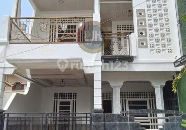 Dijual Rumah 2 Lantai di Graha Harapan, Mustika Jaya Bekasi Lokasi Strategis Dijual Rumah 2 Lantai di Graha Harapan, Mustika Jaya Bekasi Lokasi Strategis