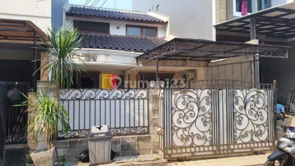 RUMAH LUAS 6x17 DI JANUR KUNING AREA KELAPA GADING 1