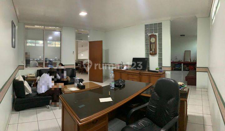 Rumah Dan Ruang Usaha Yang Strategis di Sayap Cipaganti Bandung 2