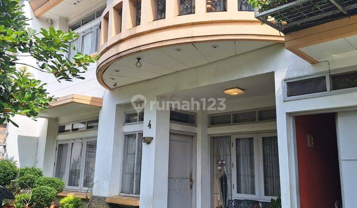 Rumah di Sayap Ciateul Jalan Haji Samsudin Dekat Pusat Kota 1