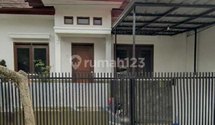 Rumah strategis dengan return investasi tinggi di Pondok Hijau Bandung. Rumah strategis dengan return investasi tinggi di Pondok Hijau Bandung.