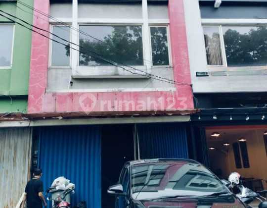 Exclusive shop house in the strategic location of Sukarno Hatta Street, Rancabolang. 2