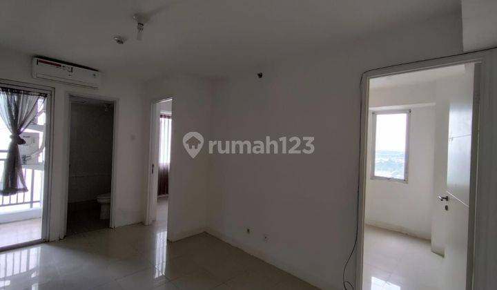 Hook 2BR apartemen Bassura City tiap kamar ada jendela  2