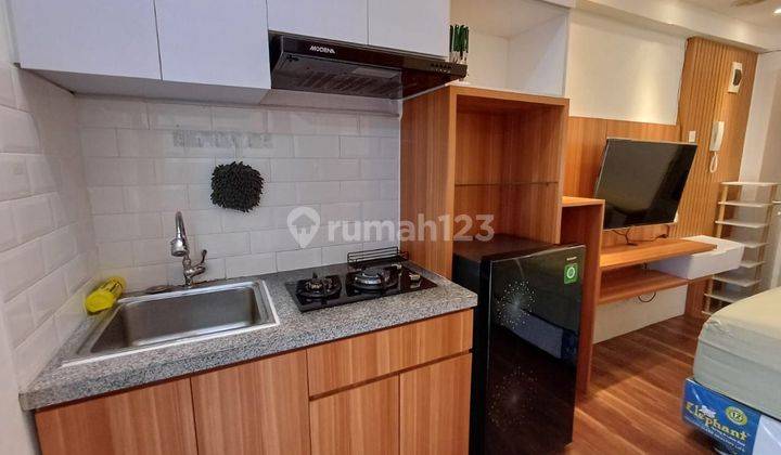 Studio furnished Apartemen Bassura City tower Geranium  2