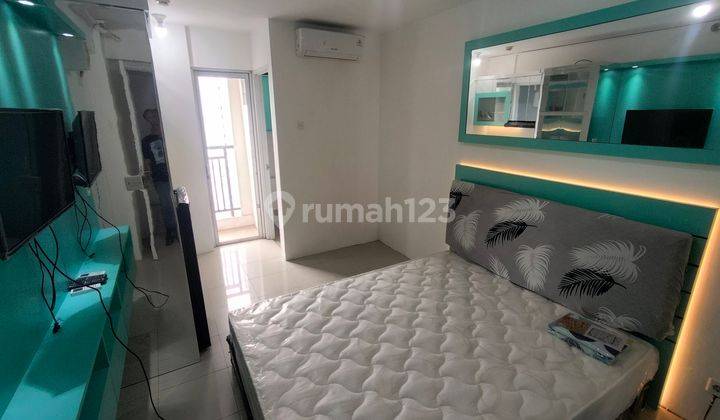 Sewa studio Apartemen Bassura City atas mall ada water heater  2