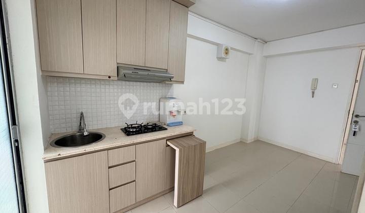 Rent 2br Semi Furnished with Kitchen Set Wardrobe Bassura City Apartment Rent 2br Semi Furnished with Kitchen Set Wardrobe Bassura City Apartment