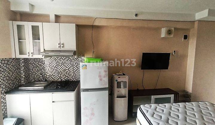 Sewa Studio Furnished Apartemen Bassura City Lantai Rendah  1