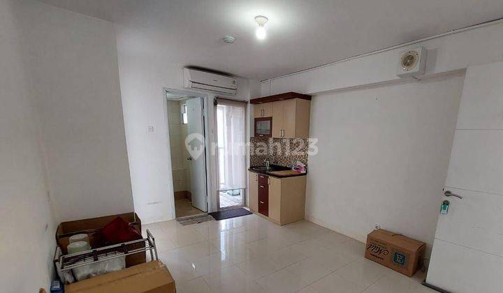 2BR Semi Furnished Ada Kitchen Set Bassura City Apartemen  2