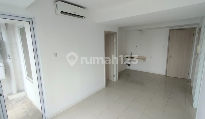 Jual 3 Kamar Tower Bougenville Apartemen Bassura City Hadap Kolam 2