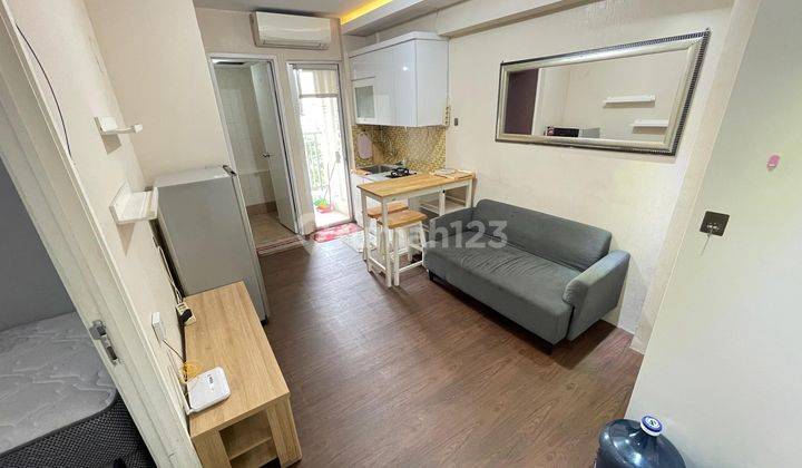 Jual 2BR Lantai Rendah Apartemen Bassura City Furnished