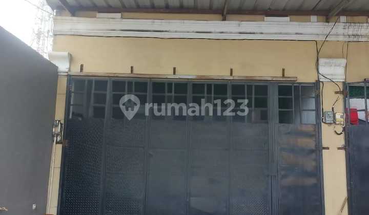2-Story Shop House in Strategic Location at Jatisampurna