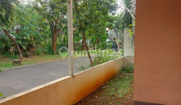 Unfurnished Rental House Hook at Green Park Residence Jatiwarna Unfurnished Rental House Hook at Green Park Residence Jatiwarna